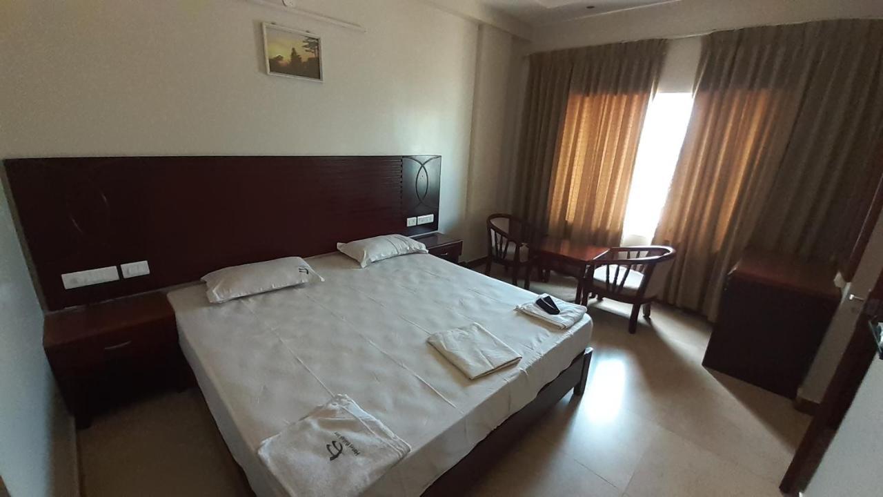 Hotel Balaji Inn ثانجافور المظهر الخارجي الصورة