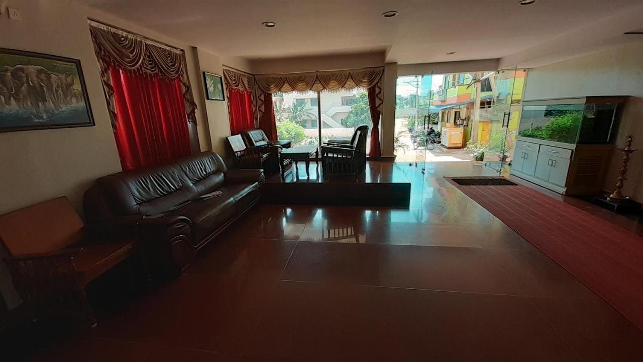 Hotel Balaji Inn ثانجافور المظهر الخارجي الصورة